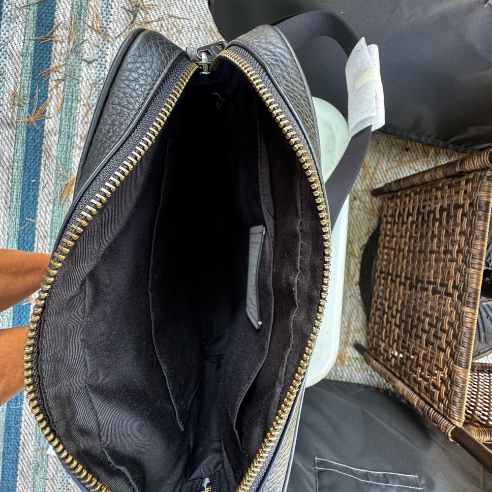 Stylish Coach Gray and Black Unisex Bag - Picture 6 of 7